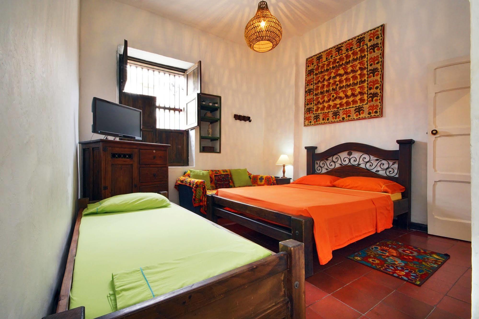 Casa Ruta Sur Hotel Cali Bagian luar foto